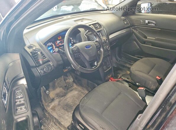 1FM5K8AR5JGA71176 2018 FORD EXPLORER Черный Вид панели приборов