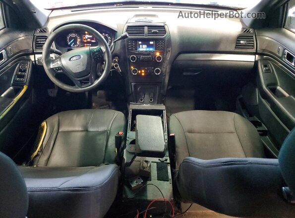 1FM5K8AR7HGA37539 2017 FORD EXPLORER White Dashboard view