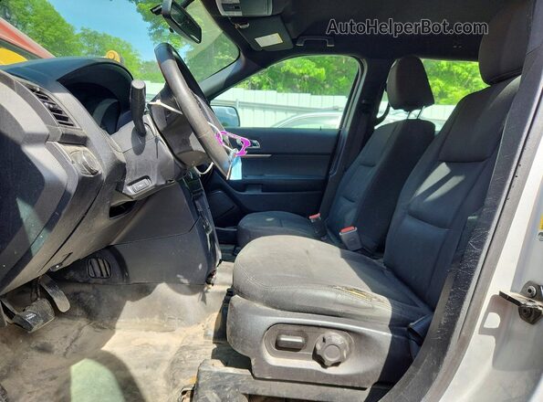 1FM5K8AR7HGD25240 2017 FORD EXPLORER Red Front interior view