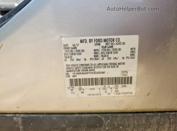 1FM5K8AR7HGD25240 2017 FORD EXPLORER Red 360 interior view