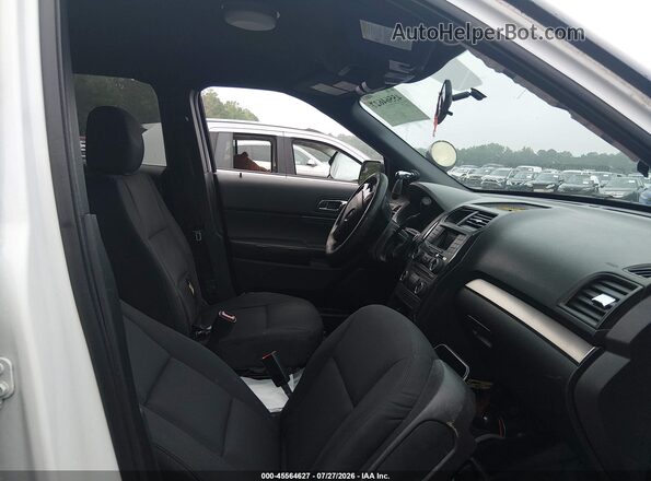1FM5K8AR7JGA44254 2018 FORD POLICE INTERCEPTOR White Vista interior delantera