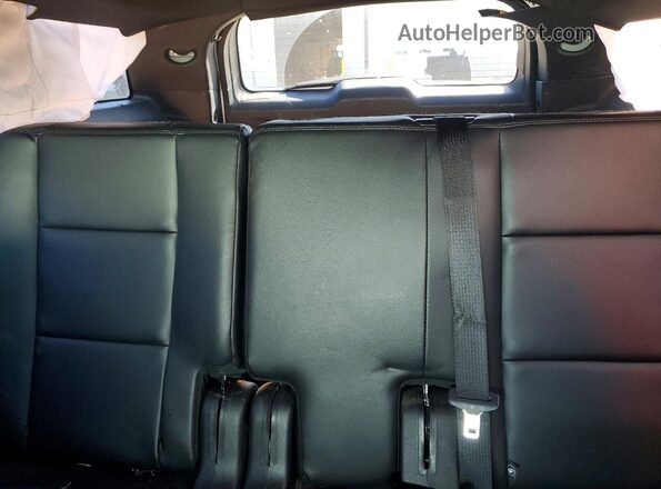 1FM5K8AR9JGA20778 2018 FORD EXPLORER White Вид задніх сидінь