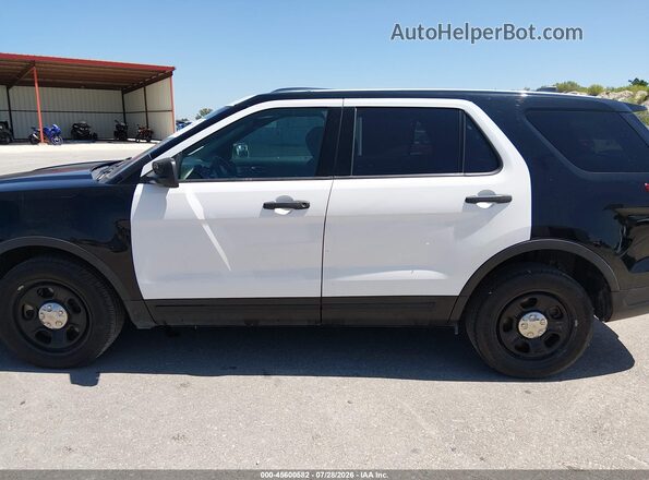 1FM5K8AT1JGA57903 2018 FORD POLICE INTERCEPTOR Black Панорамний вид салону 360°