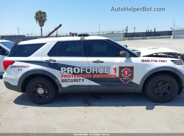 1FM5K8AW2LGA84458 2020 FORD POLICE INTERCEPTOR White უკანა სალონის ხედი