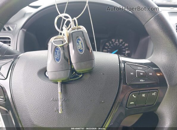 1FM5K8B80JGC45368 2018 FORD EXPLORER Белый Вид панели приборов