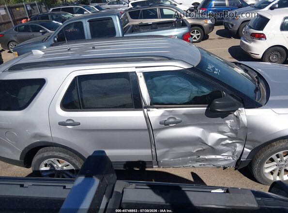 1FM5K8B84HGC37266 2017 FORD EXPLORER Silver უკანა სალონის ხედი