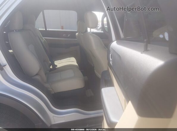1FM5K8B85HGA18395 2017 FORD EXPLORER Silver VIN sticker view