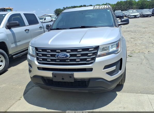 1FM5K8B85HGD23038 2017 FORD EXPLORER Silver Widok zestawu wskaźników