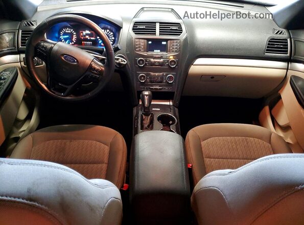1FM5K8B88JGC29418 2018 FORD EXPLORER Silver Vista del salpicadero