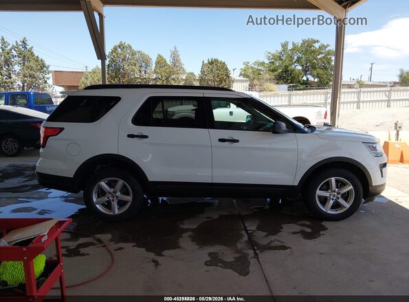 1FM5K8B88JGC45389 2018 FORD EXPLORER White 360 interior view