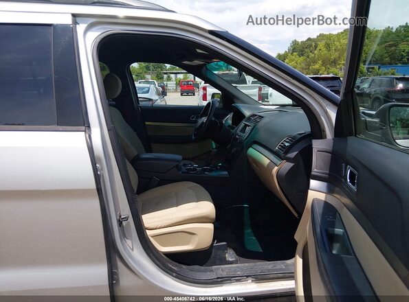1FM5K8B8XGGC42728 2016 FORD EXPLORER Silver Front interior view