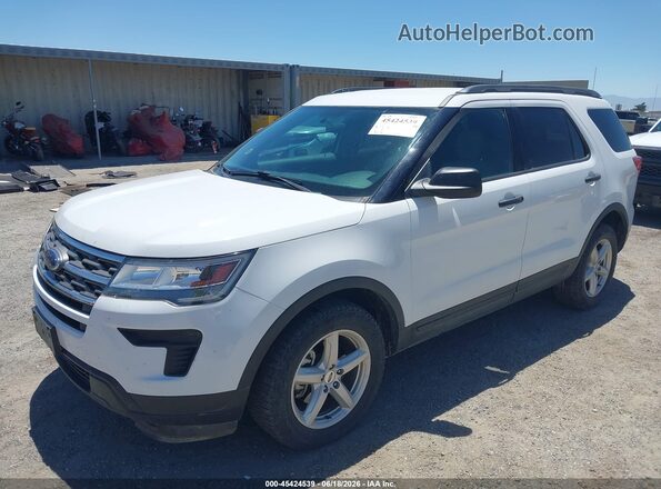 1FM5K8BH3JGC45574 2018 FORD EXPLORER White წინა მარცხენა ხედი სამი მეოთხედიდან