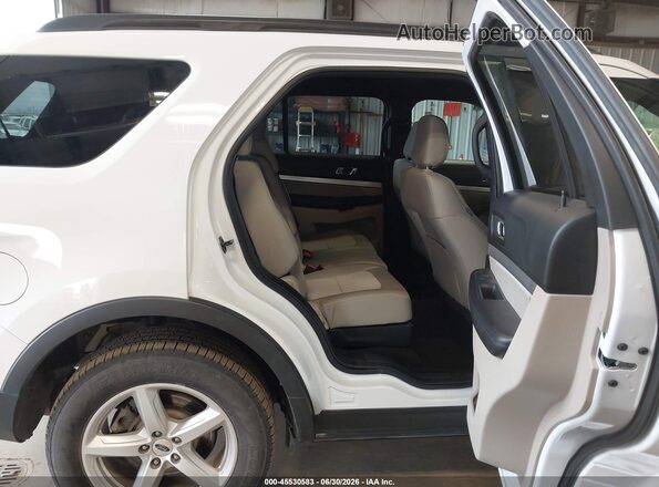 1FM5K8BHXJGC45233 2018 FORD EXPLORER White Vista de la etiqueta del VIN
