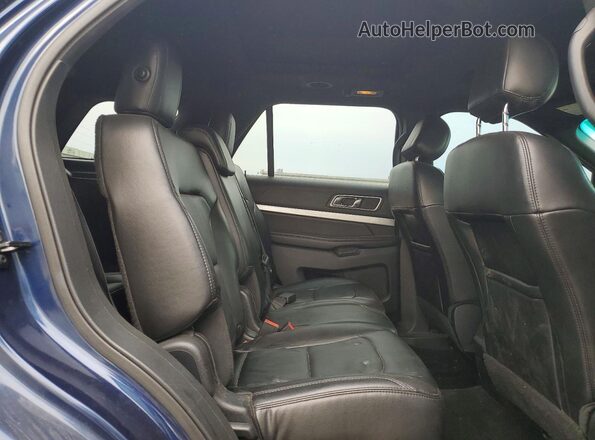 1FM5K8D80HGA26367 2017 FORD EXPLORER Blue Вид задньої частини салону