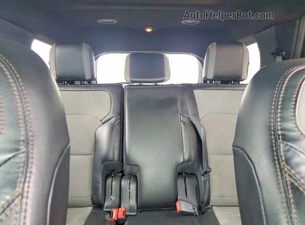 1FM5K8D80HGC46351 2017 FORD EXPLORER Blue Vista de los asientos traseros