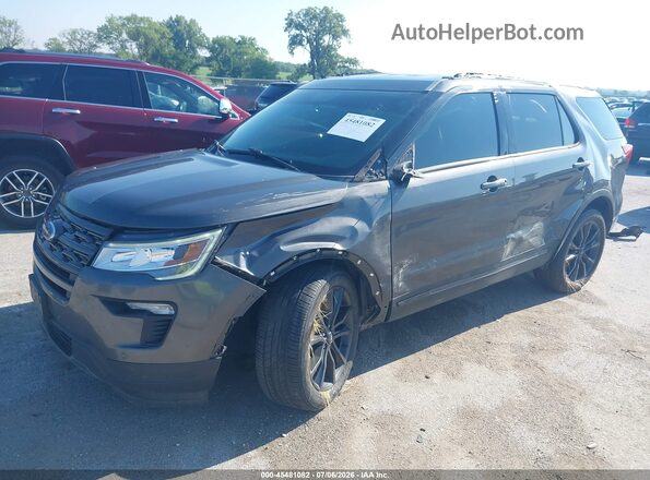 1FM5K8D80JGC41608 2018 FORD EXPLORER Серый Передняя левая четверть