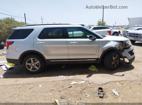 1FM5K8D81HGC05517 2017 FORD EXPLORER Silver Вид щитка приладів