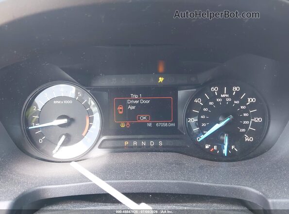 1FM5K8D81HGD09246 2017 FORD EXPLORER Белый Вид задних сидений