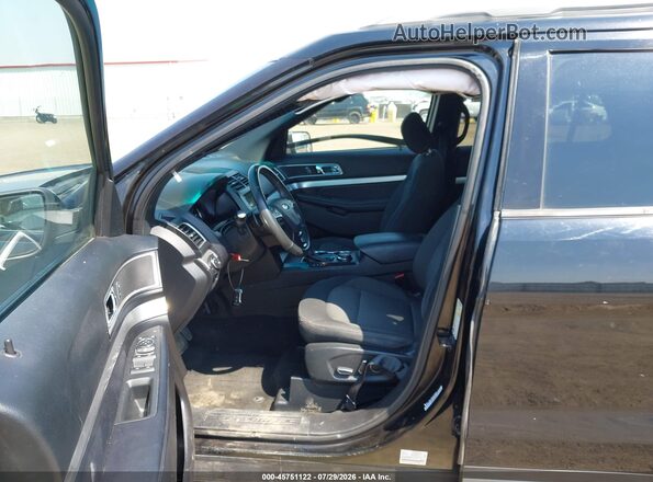 1FM5K8D81HGD97134 2017 FORD EXPLORER Black Front interior view