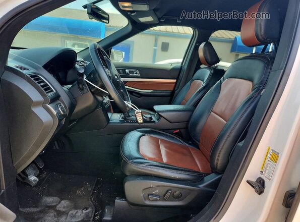 1FM5K8D81KGA46487 2019 FORD EXPLORER Белый Вид салона спереди