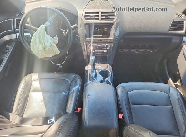 1FM5K8D83GGA05530 2016 FORD EXPLORER Silver Dashboard view