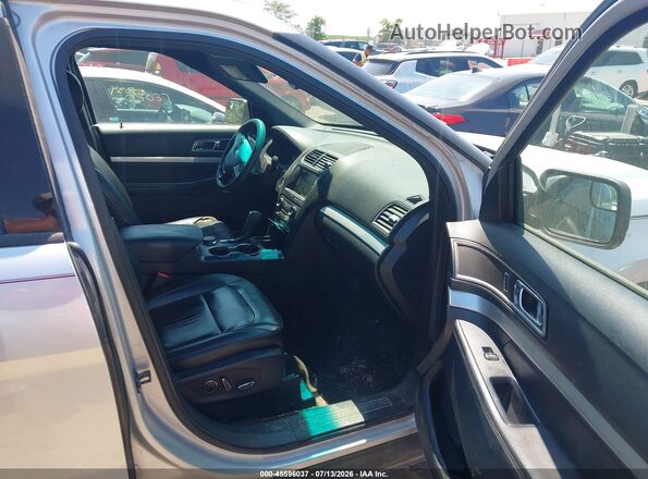 1FM5K8D83GGA52914 2016 FORD EXPLORER Silver Vista interior delantera