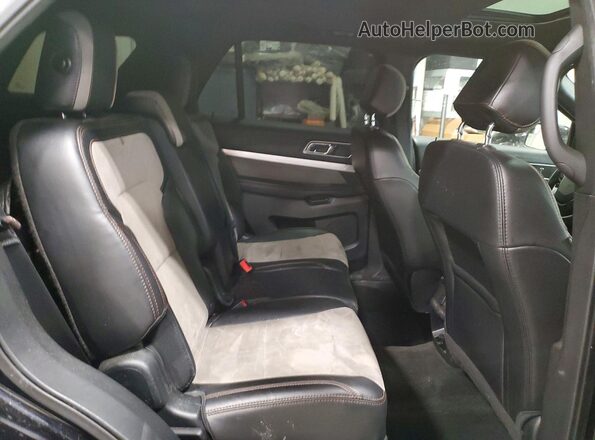 1FM5K8D83HGC41628 2017 FORD EXPLORER Black Rear interior view