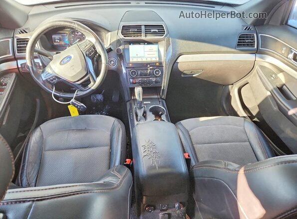 1FM5K8D83HGC41628 2017 FORD EXPLORER Black Dashboard view