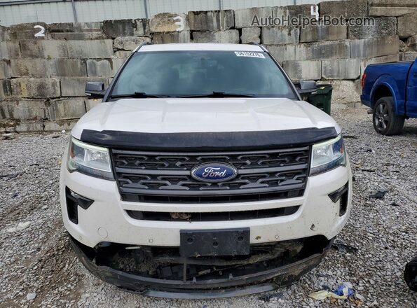 1FM5K8D83JGC02303 2018 FORD EXPLORER Белый Вид спереди