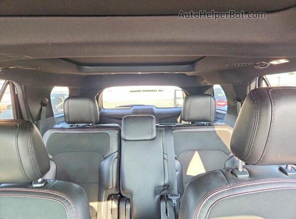 1FM5K8D83JGC31722 2018 FORD EXPLORER White Rear seats view