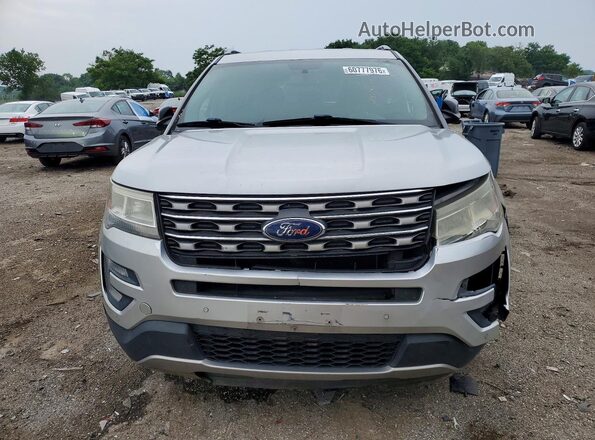 1FM5K8D85HGC88210 2017 FORD EXPLORER Серебряный Вид спереди