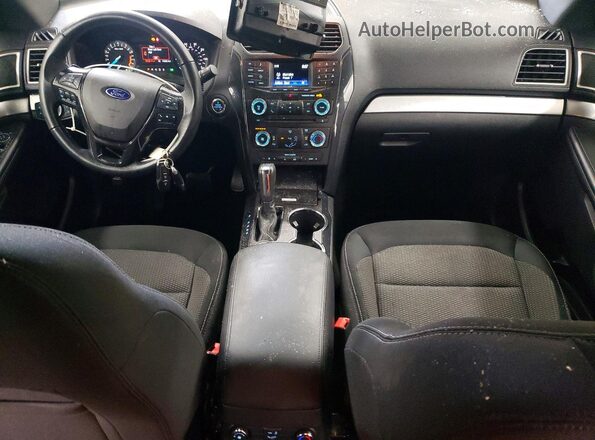 1FM5K8D85HGE21449 2017 FORD EXPLORER Gray Dashboard view