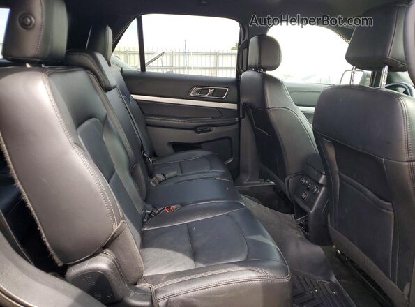 1FM5K8D86HGD14362 2017 FORD EXPLORER Black Вид задньої частини салону