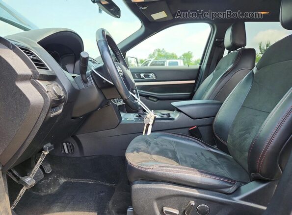 1FM5K8D86JGA52851 2018 FORD EXPLORER Gray Widok wnętrza z przodu