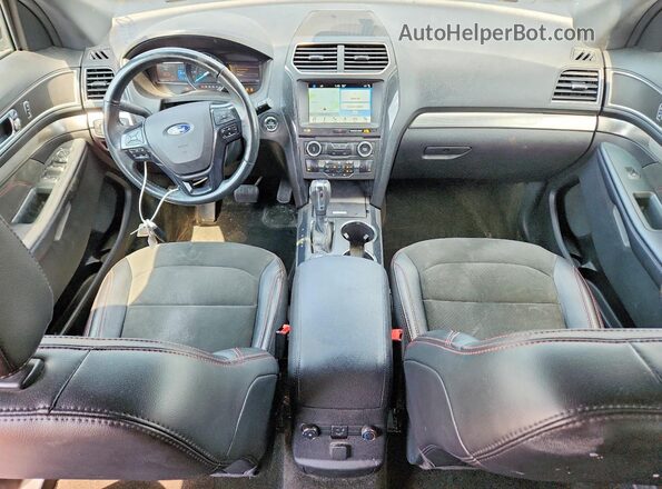 1FM5K8D86JGA52851 2018 FORD EXPLORER Gray Widok deski rozdzielczej