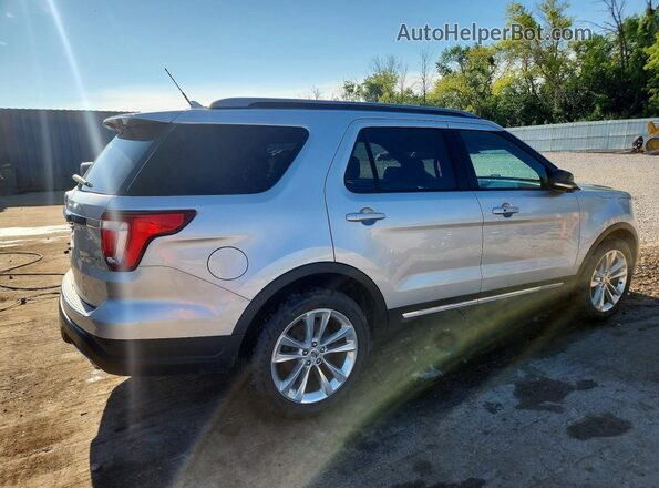 1FM5K8D86JGA54180 2018 FORD EXPLORER Silver Задня права чверть