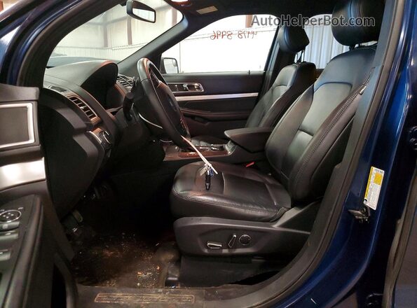1FM5K8D87GGC56082 2016 FORD EXPLORER Blue Front interior view