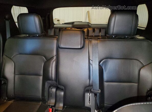 1FM5K8D87GGC56082 2016 FORD EXPLORER Blue Rear seats view