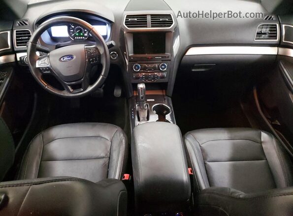 1FM5K8D87HGD02110 2017 FORD EXPLORER Gray წინა პანელის ხედი