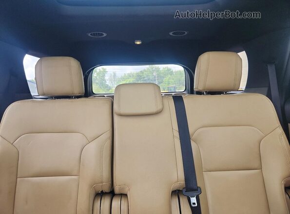 1FM5K8D88HGC44136 2017 FORD EXPLORER Blue Widok tylnych siedzeń