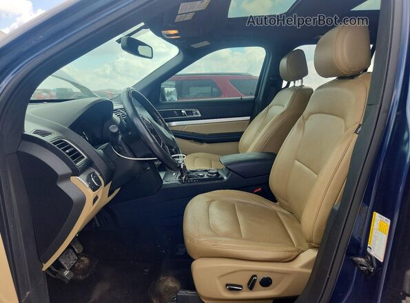 1FM5K8D88HGC44136 2017 FORD EXPLORER Blue Widok wnętrza z przodu