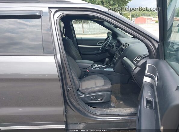1FM5K8D88HGD01161 2017 FORD EXPLORER Silver Սալոնի դիմացի տեսք