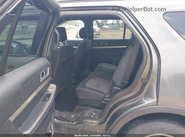 1FM5K8D88HGD01161 2017 FORD EXPLORER Silver VIN կոդի պիտակի տեսք