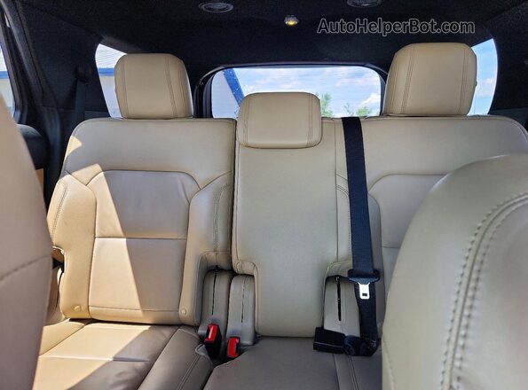 1FM5K8D88HGD18154 2017 FORD EXPLORER Белый Вид задних сидений
