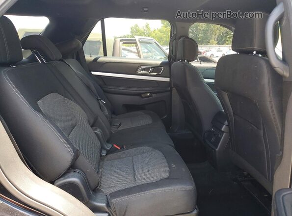 1FM5K8D88HGD60694 2017 FORD EXPLORER Black Vista interior trasera