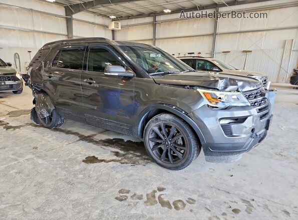 1FM5K8D88JGC54574 2018 FORD EXPLORER Gray Передня права чверть