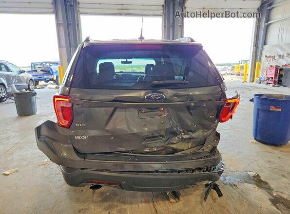 1FM5K8D88JGC54574 2018 FORD EXPLORER Gray Вид ззаду