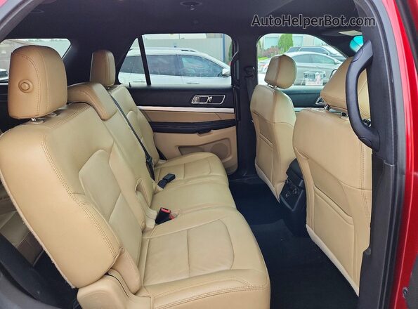 1FM5K8D89GGC70694 2016 FORD EXPLORER Red Rear interior view