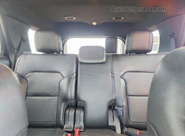 1FM5K8D8XHGD94846 2017 FORD EXPLORER Gray Widok tylnych siedzeń