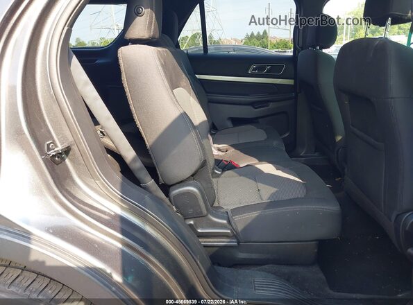 1FM5K8DH3HGA06873 2017 FORD EXPLORER Gray Vista de la etiqueta del VIN